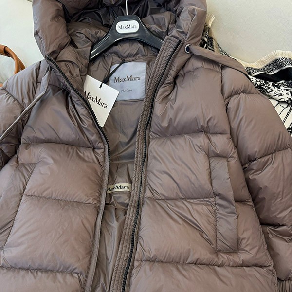 新デザイン マックスマーラ テクニカル ダウンジャケット コピー maq92266